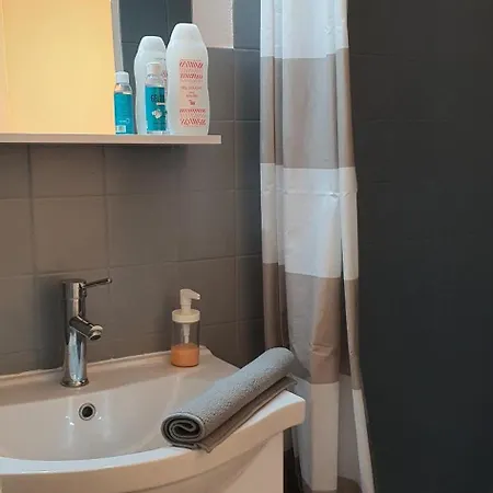 Havre De Paix A 2 Pas De L'eau, Autonomie Apartment *